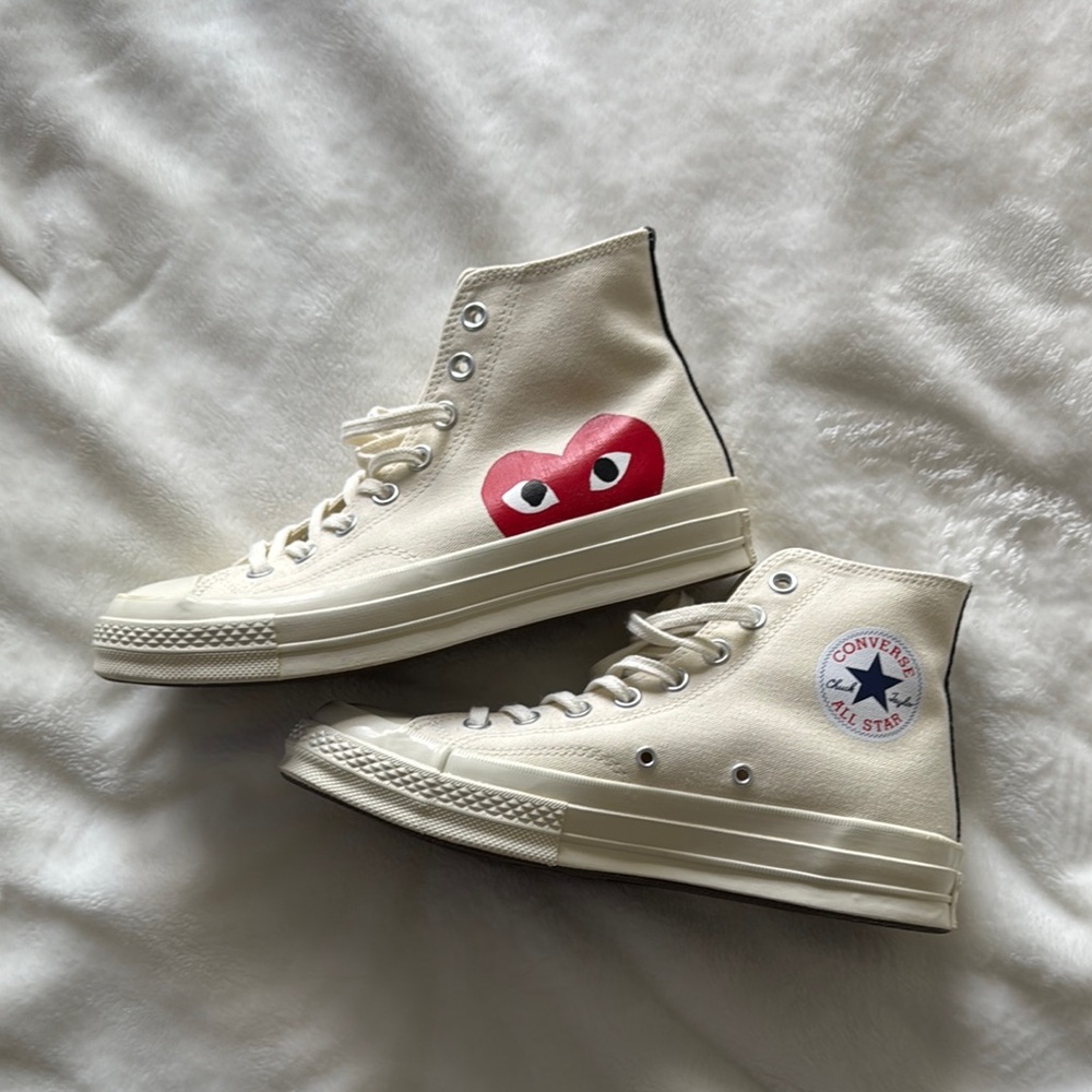 7 Converse Comme des Garçons Chuck 70 in Creme & Red